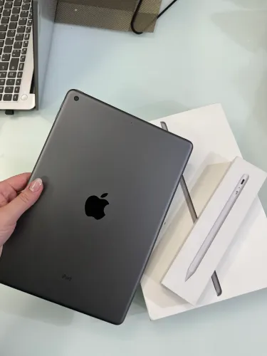iPad 9 64gb com caneta
