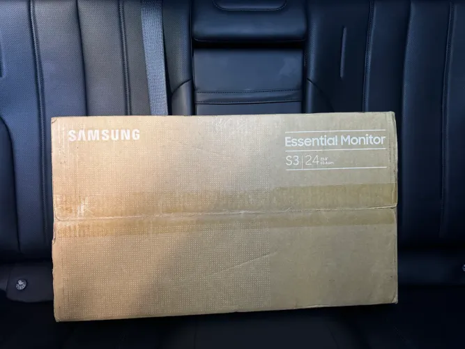 Monitor Gamer Samsung 24" Essential S3, Full HD, 100Hz - Entrega Grátis
