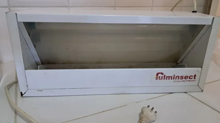 Eliminador de insetos fulmiset