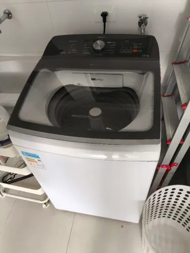 Máquina de lavar roupas Brastemp 12kg Água quente