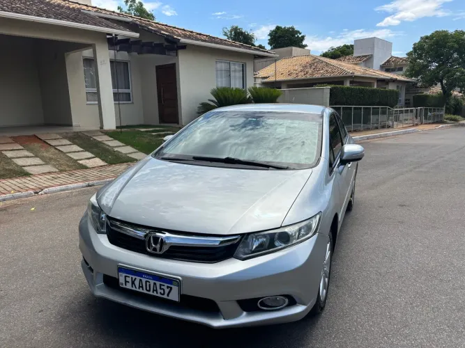 Honda Civic Sedan LXR 2.0 Flexone 16V Aut. 4P 2014