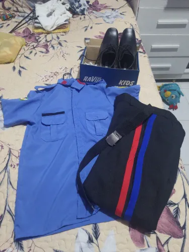 Vende-se Fardamento completo social Escola Militarizada. Sapato n° 36