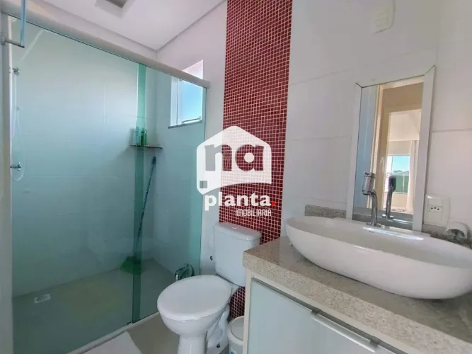 Casa à venda no Bairro Forquilhas em São José-SC, com 2 quartos, 1 vaga
