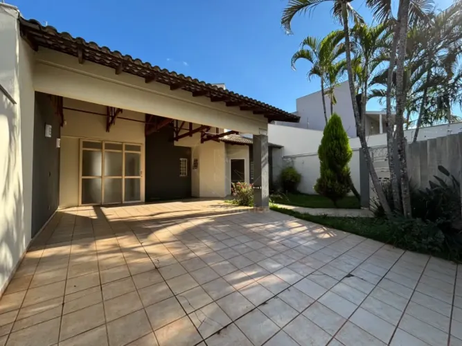 Casa para Locação com 3 Quartos na Zona Sul de Londrina
