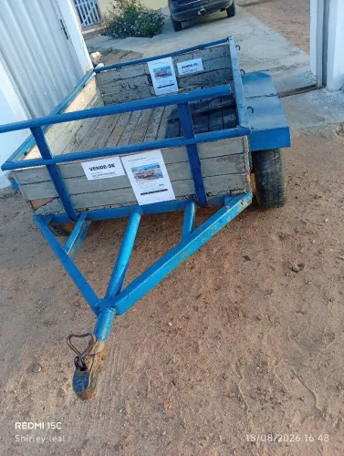 Vende se reboque