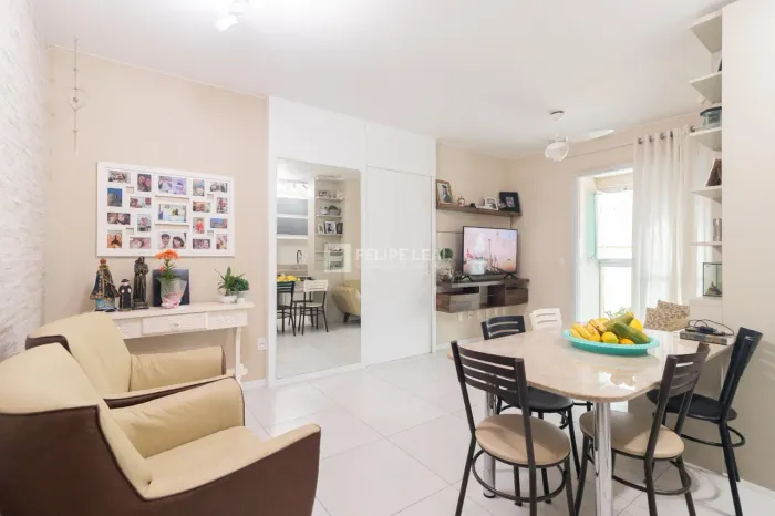 Apartamento em Centro - São José, SC
