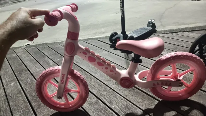 Bicicleta infantil equilíbrio