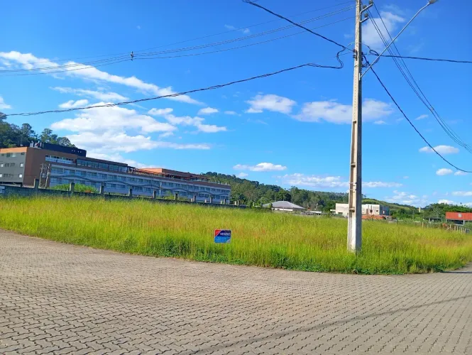 Terreno para venda possui 653 metros quadrados em Nova Penedo - Itatiaia - RJ