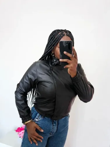 Jaqueta preta feminina