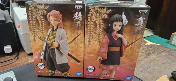 BONECO ANIME PACK 2 FIGURAS DEMON SLAYER BANDAI NOVO