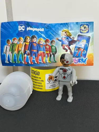 PlayMobil Cyborg DC Kinder Ovo