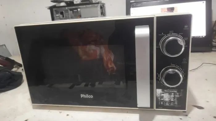 microondas philco 18 litros funcionando perfeitamente