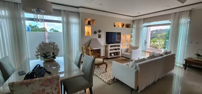 Casa Exclusiva para Locação Próxima à Rota do Vinho