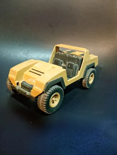 Jeep GIJOE comandos em ação.