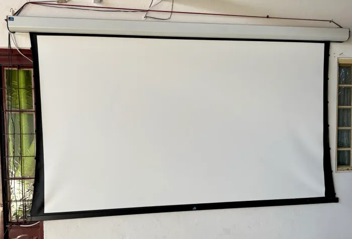 Tela de projetor 