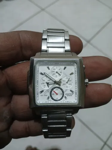 Vendo relógio casio 4 bolas funcionando perfeitamente 