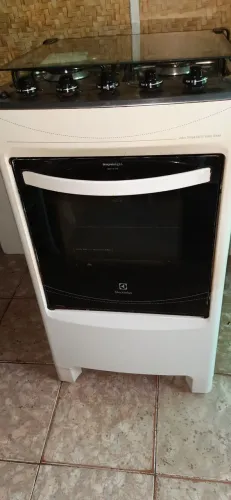 Fogão 4 bocas Eletrolux com bicos para GN