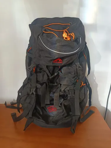 Mochila trilhas & rumos Crampon Tech 65kg