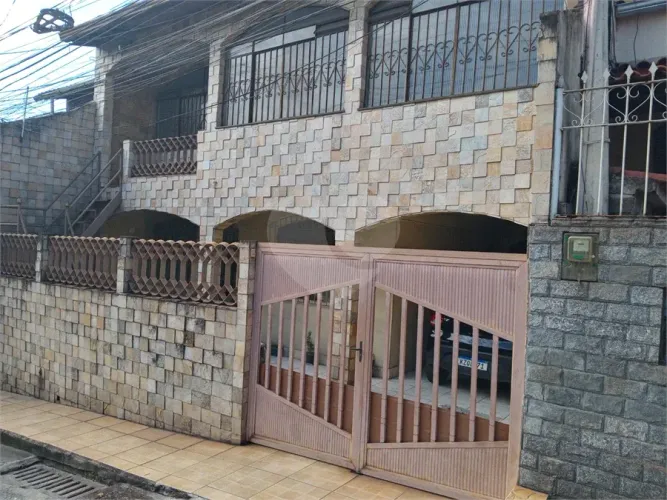 Condomínio com 5 quartos à venda em Retiro - RJ