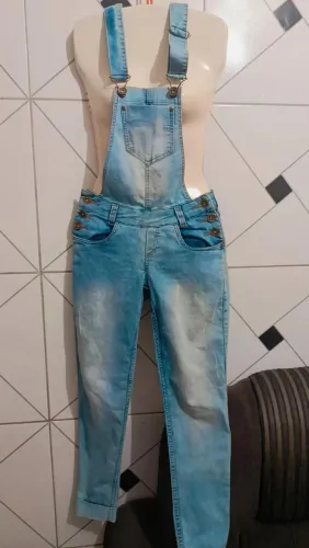 Macacão longo jeans com laycra 