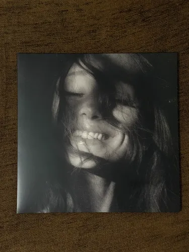 ariana grande - petal (disco de vinil)