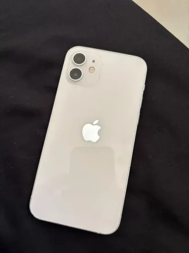 Iphone 12 usado