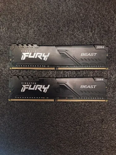 Memória RAM 64GB (2x32GB) Kingston Fury Beast 3200MHz CL16 Excelente Estado