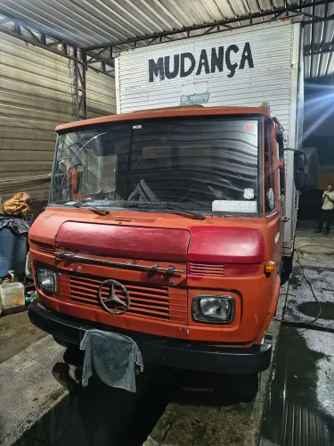 Mercedes Benz 608 D