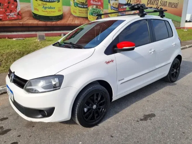 Volkswagen Fox Rock IN RIO 1.6 MI Total Flex 8V 5P 2014