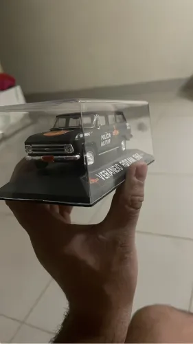 Miniatura veraneio rotam 1/43