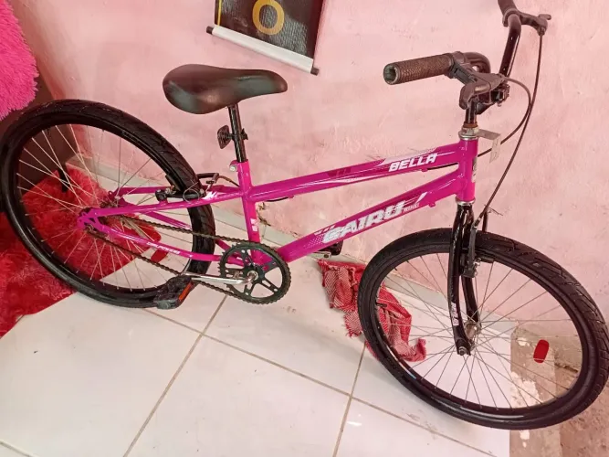 Bicicleta aro 24 novinha femenina 