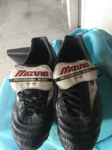 Chuteiras campo mizuno