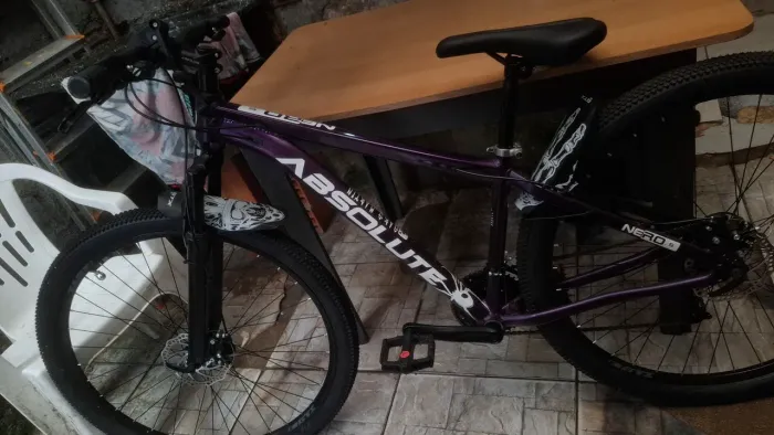 Bicicleta nova absolute