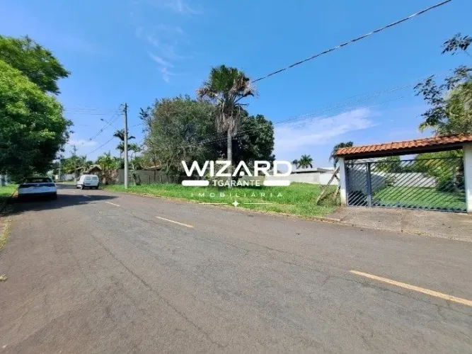 Terreno tipo chácara à venda, Condomínio Shangrilá no bairro Parque Xangrilá em Campinas.
