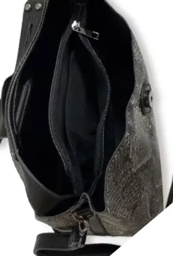 BOLSA FEMININA LACRADA SEM USO