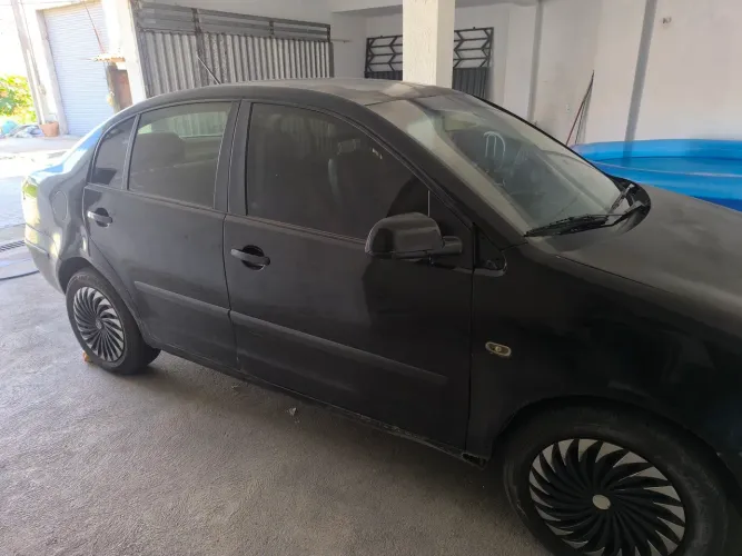 Volkswagen Polo Sedan 1.6 MI Total Flex 8V 4P 2006