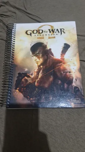 Caderno de 10 matérias God of War Ascension