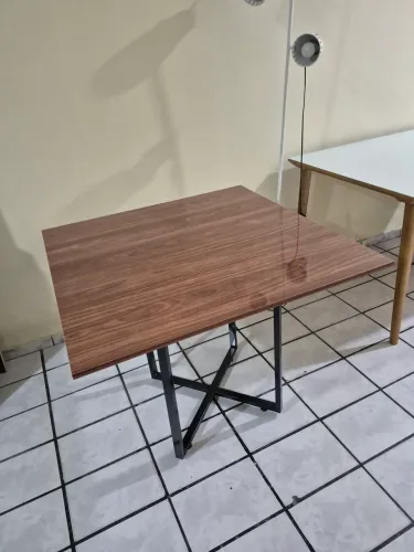 Mesa de jantar ou reunião - multiuso - MDF cristalino