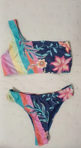 Biquíni Livre e Leve!