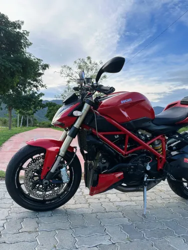 Ducati Streetfighter 848