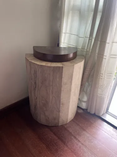 Base para mesa de mármore e madeira