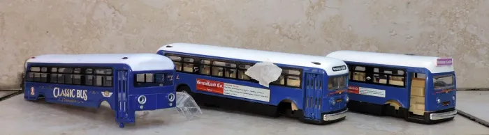 Miniatura de ônibus - sucata - lote com 3 unid.