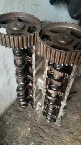 Cabeçote do escort zetec 1.8 16v 