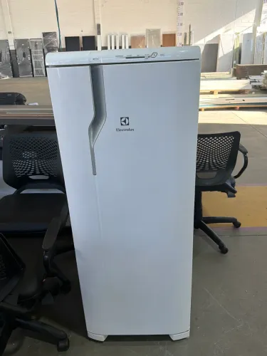 Vendo geladeira electrolux
