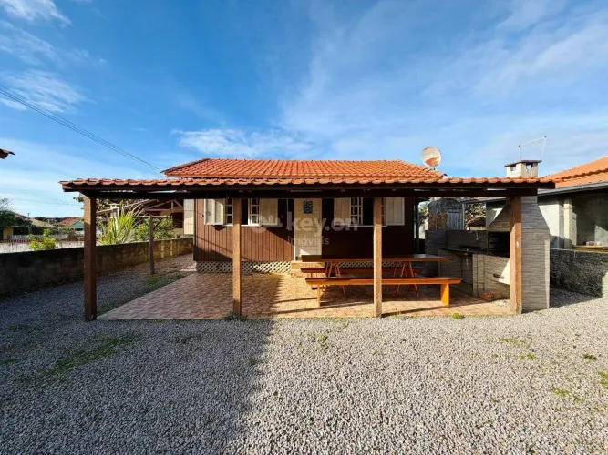 Casa Residencial 3 Quartos em Jaguaruna/SC | Mobiliada | 2 Vagas | Espaço Gourmet