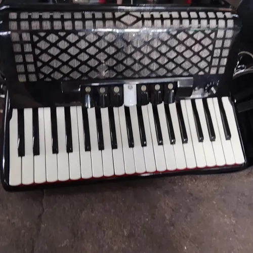 Sanfona acordeon dolphin 80 baixo profissional 