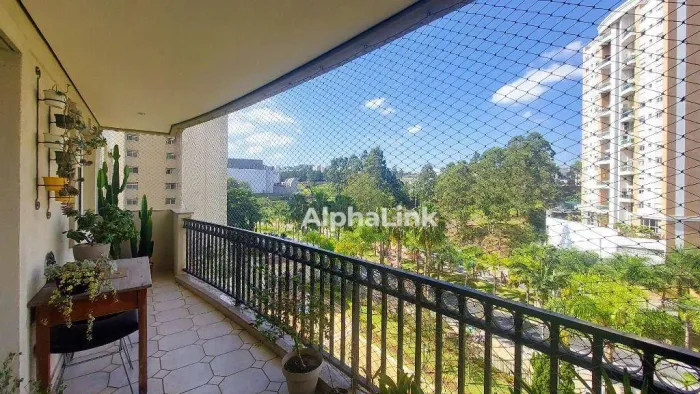 Apartamento com 3 dormitórios à venda, 139 m² por R$ 1.450.000,00 - Alphaville - Santana d