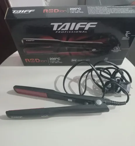 Utensílios de salão de beleza prancha de cabelo nova na caixa