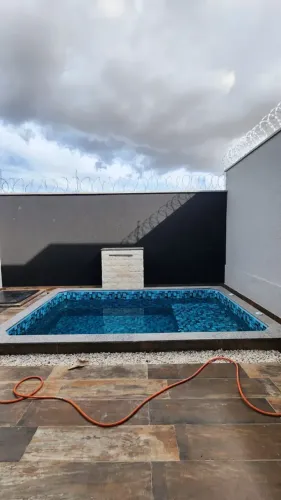 LINDA CASA PISCINA AQUECIDA PARQUE DAS FLORES GOIÂNIA