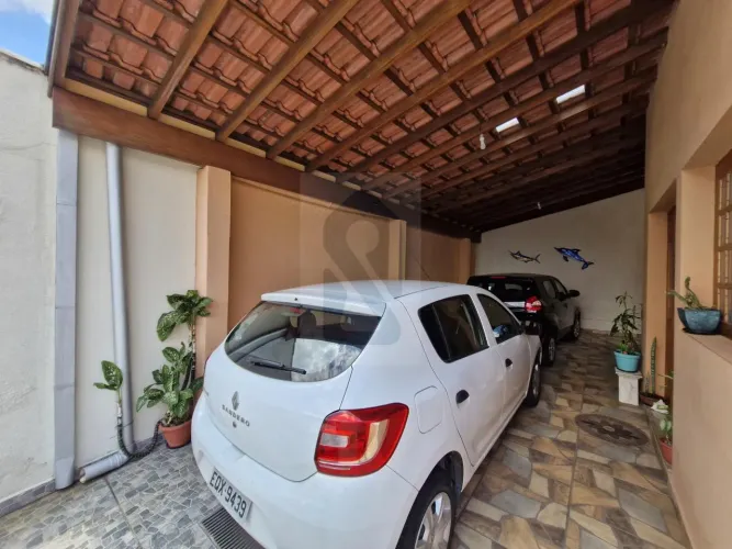 Casa para Locação em Campinas, Vila Industrial, 2 dormitórios, 1 suíte, 2 banheiros, 5 vag
